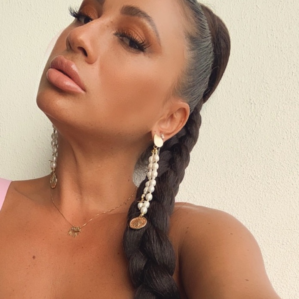 Fresh water pearl long earring